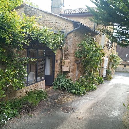 Chambre Du Sabotier - Studio Troglodytique - A 100 M Baignade En Riviere - Location De Canoe - Circuits Cyclo - Aire De Pique-Nique - 3 Restaurants Castelnaud La Chapelle Zewnętrze zdjęcie