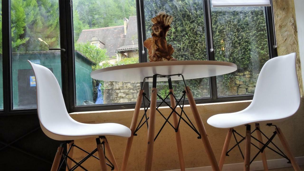 Chambre Du Sabotier - Studio Troglodytique - A 100 M Baignade En Riviere - Location De Canoe - Circuits Cyclo - Aire De Pique-Nique - 3 Restaurants Castelnaud La Chapelle Zewnętrze zdjęcie