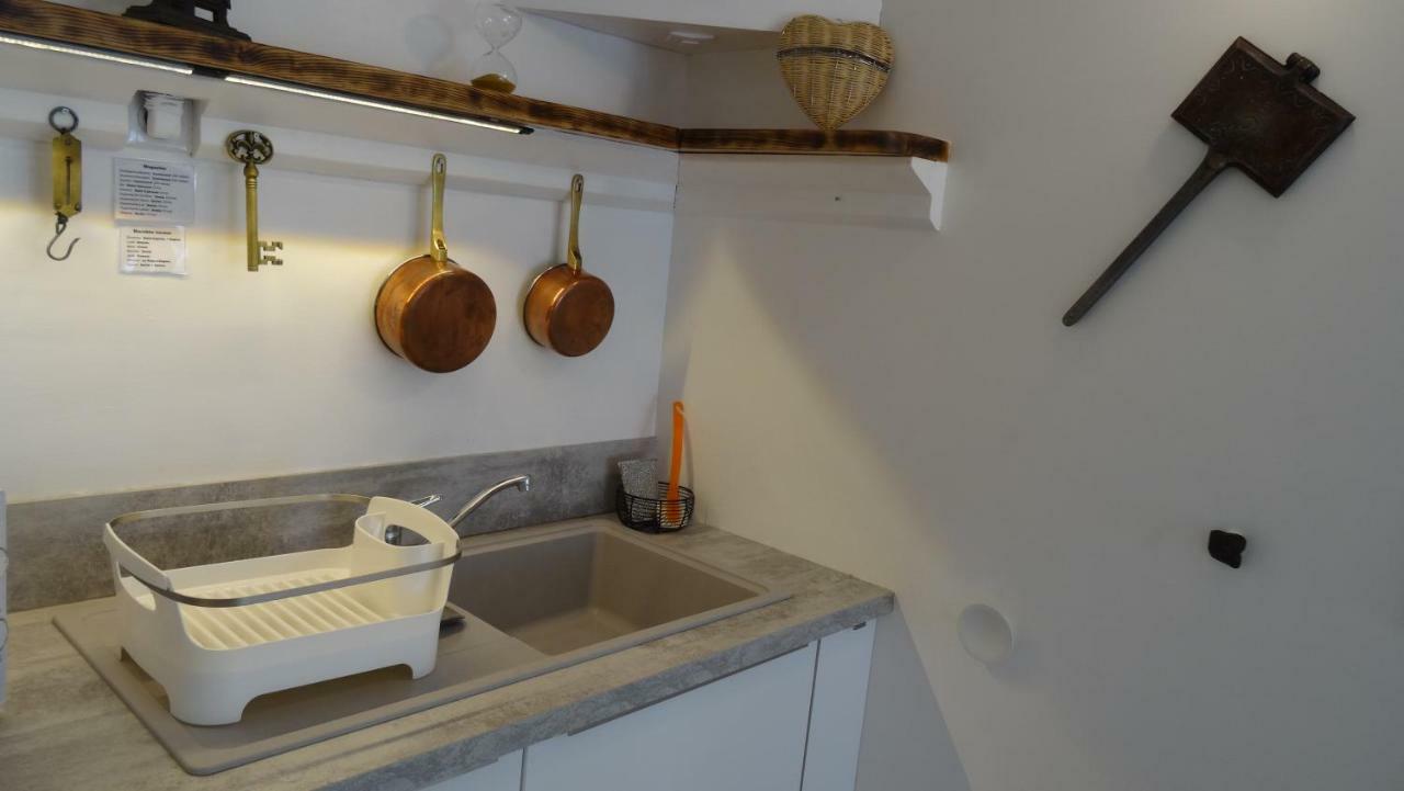 Chambre Du Sabotier - Studio Troglodytique - A 100 M Baignade En Riviere - Location De Canoe - Circuits Cyclo - Aire De Pique-Nique - 3 Restaurants Castelnaud La Chapelle Zewnętrze zdjęcie